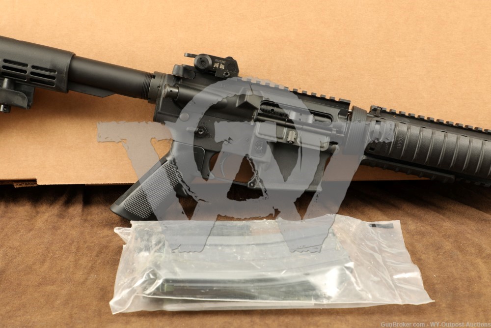 Colt M4A1 Carbine LE6920SOCOM AR-15 5.56 15" Semi-Auto Rifle w/ Factory Box