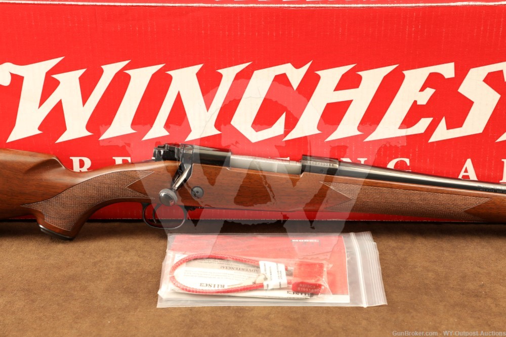 Winchester Model 70 Super Grade .264 Win Mag Bolt Action Rifle Pre’64 Style