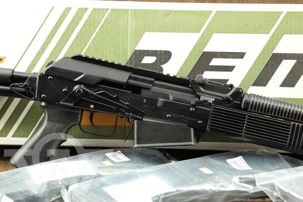 Russian Molot Vepr-12 12ga 19.5" Black Semi-Auto AK Shotgun w/ Factory Box
