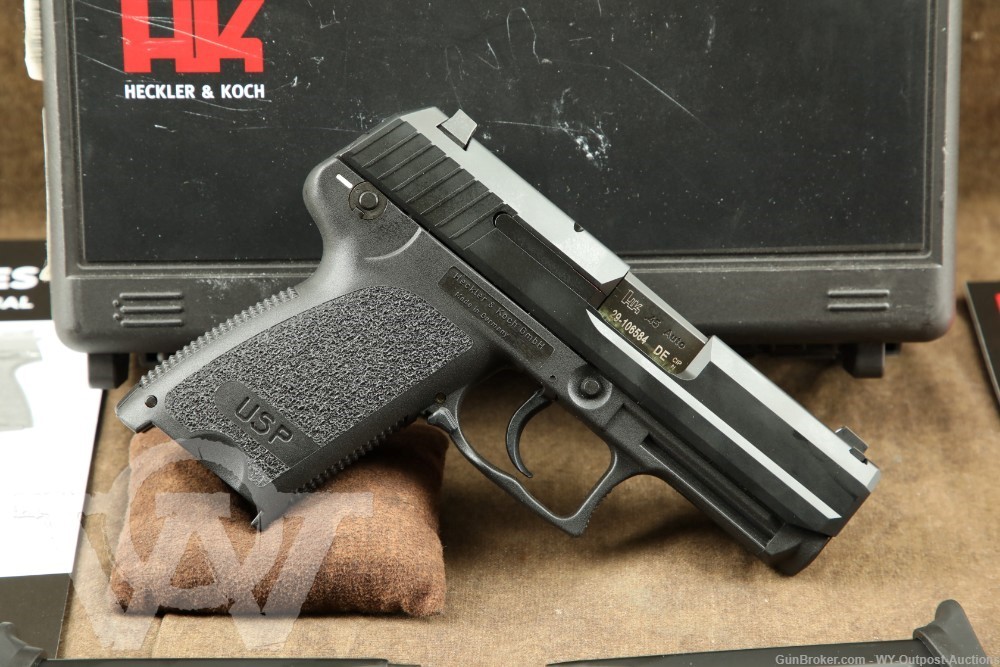 Heckler & Koch H&K USP Compact .45 ACP DA/SA Pistol 3.78”  w/ Case