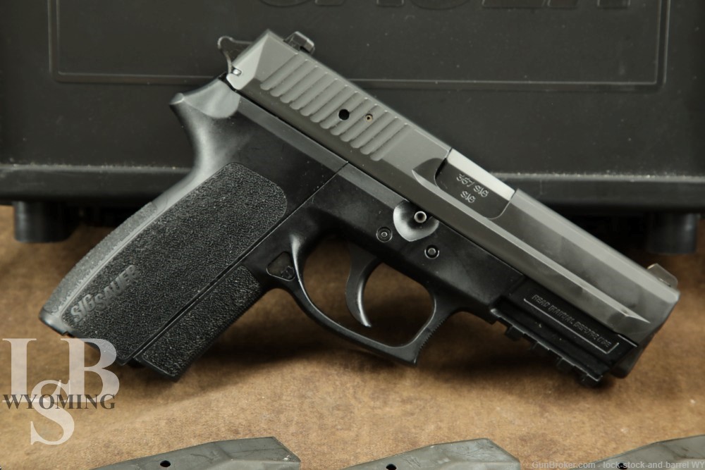 SIG Sauer SP2022 Carry 3.9” 357SIG / 40S&W Semi-Auto DA/SA Pistol w/ Case