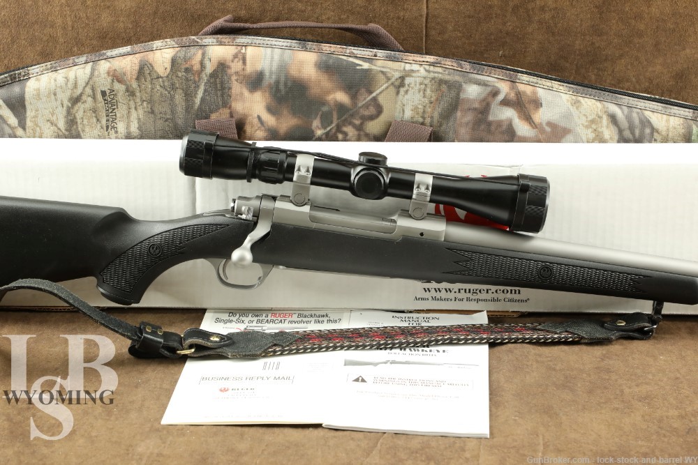 Ruger M77 Hawkeye .25-06 Rem Bolt-Action Hunting Rifle w/Sightron Scope