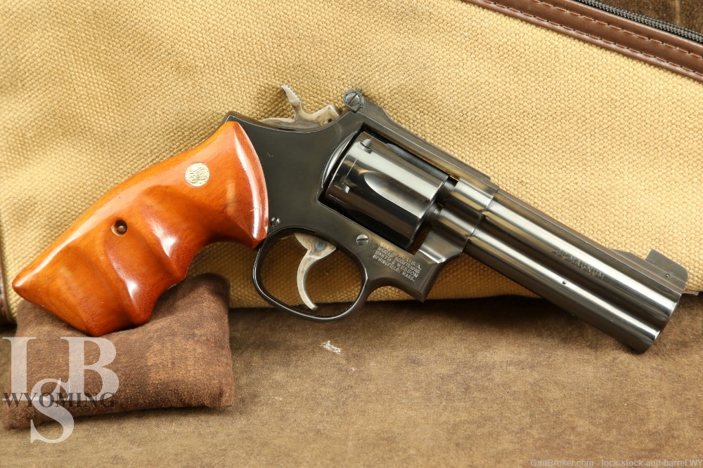 S&W Model 16-4 K-32 Masterpiece .32 Mag 4″ Revolver 1989 Combat grips