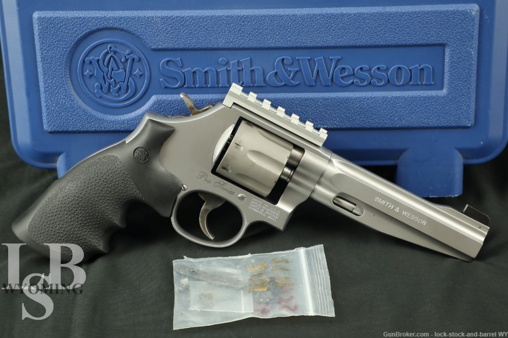 Smith & Wesson S&W Pro Series Model 98-6 7-Shot .9mm Revolver